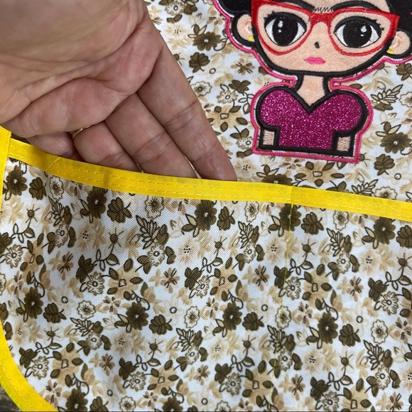 New Girls Mexican Artisan Apron Little Frida Embroidered. W/front pockets. - Picture 5 of 8